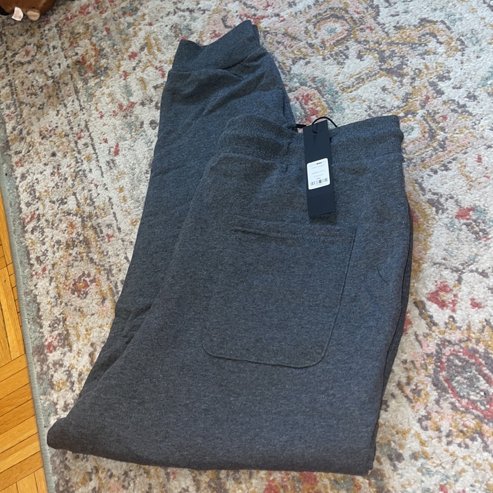 🔘 Gray Fleece Drawstring Joggers 🔘
